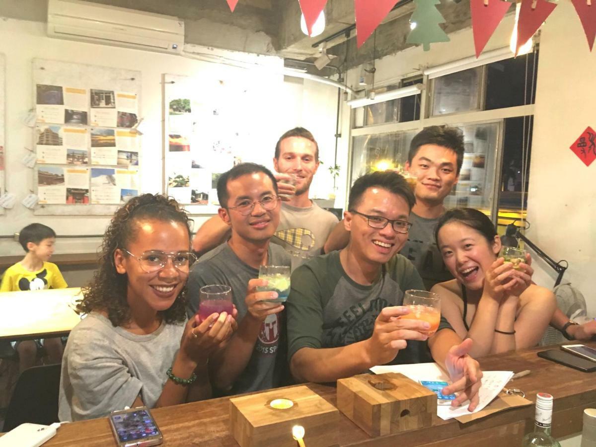 台南 オールド マン キャプテンホステル エクステリア 写真